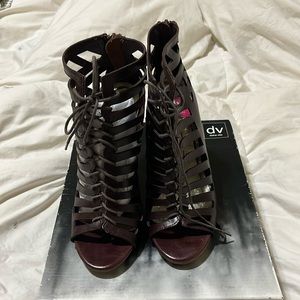 Dolce vita lace up leather heels size 7.5